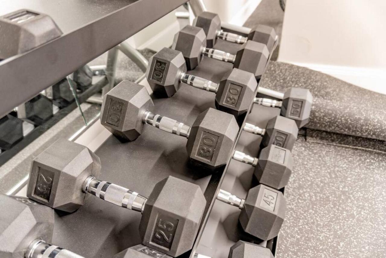 Hostwise Stays - The Washington At Chatham - Free Parking, Private Gym, Views! * Pittsburgh